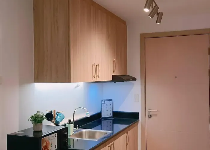 1br Condotel With Balcony At Sm Light Residences #lt04 * مانيلا